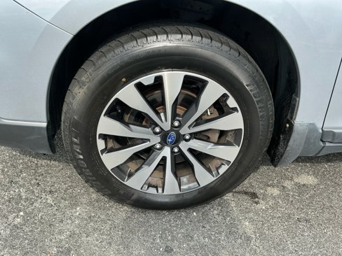 Used 2017 Subaru Outback 2.5i Limited image 14