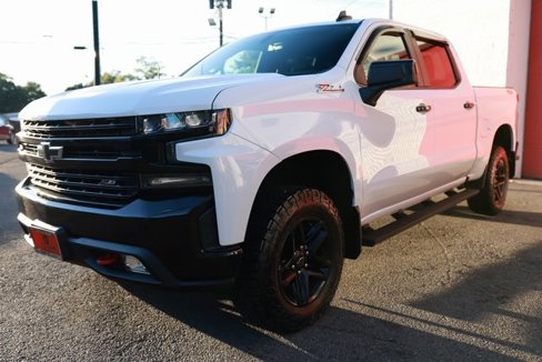 Used 2020 Chevrolet Silverado 1500 LT Trail Boss w/ Convenience Package image 3