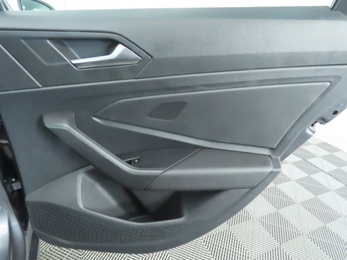 Certified 2024 Volkswagen Jetta SE image 28