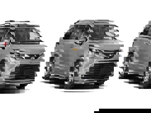 Used 2024 Toyota Sienna XLE image 9