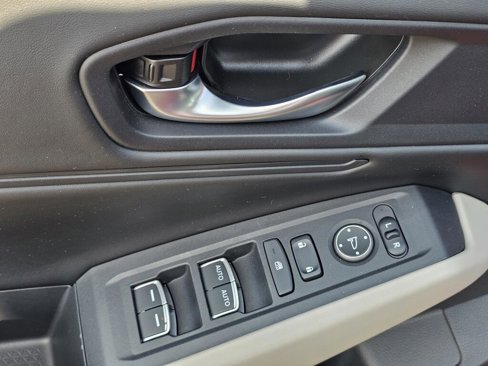 Certified 2023 Honda Accord EX image 14