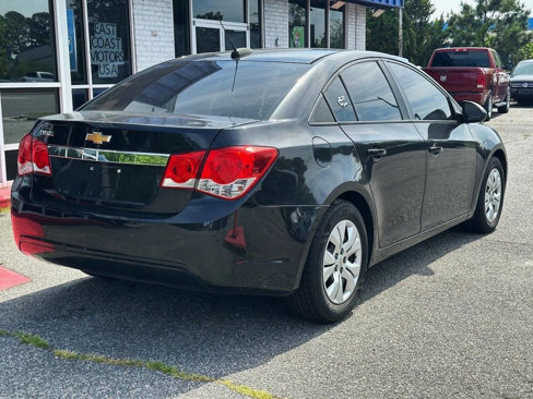 Used 2015 Chevrolet Cruze LS image 3