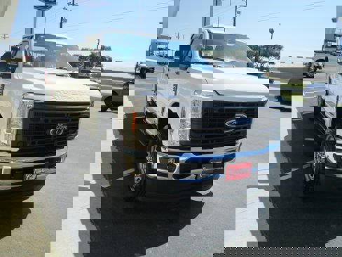 New 2026 Ford F250 XL image 30