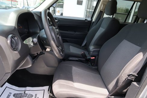 Used 2016 Jeep Patriot Sport w/ Power Value Group image 5