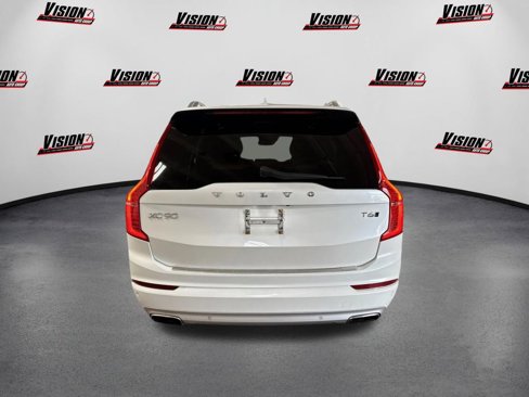 Used 2017 Volvo XC90 T6 Momentum w/ Vision Package image 6