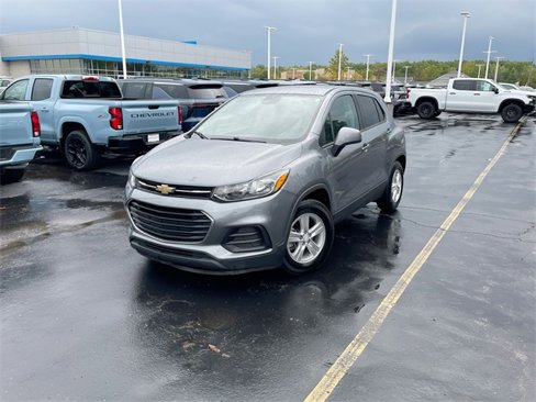 Used 2020 Chevrolet Trax LS w/ Tint and Cruise Package image 1