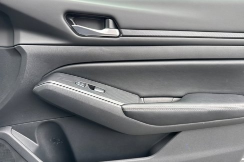 Certified 2024 Nissan Altima 2.5 SV image 19