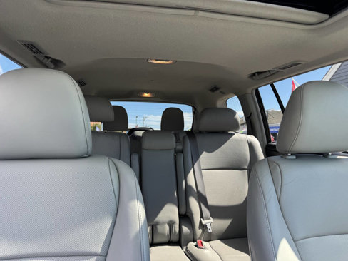 Used 2013 Toyota Highlander Limited image 41
