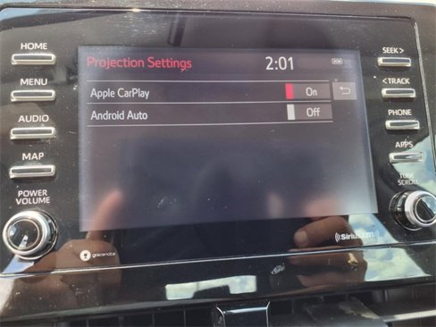 Used 2022 Toyota Camry SE image 9