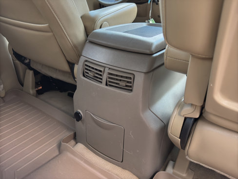 Used 2009 Nissan Titan LE w/ LE Max Utility Pkg image 15