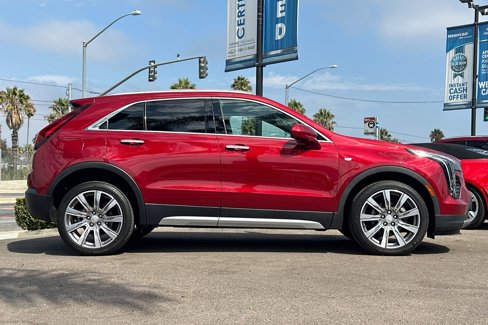 Used 2019 Cadillac XT4 Premium Luxury image 3