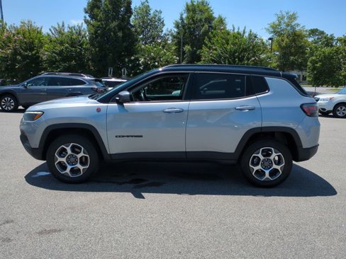Used 2022 Jeep Compass Trailhawk w/ Trailhawk Elite Group image 6