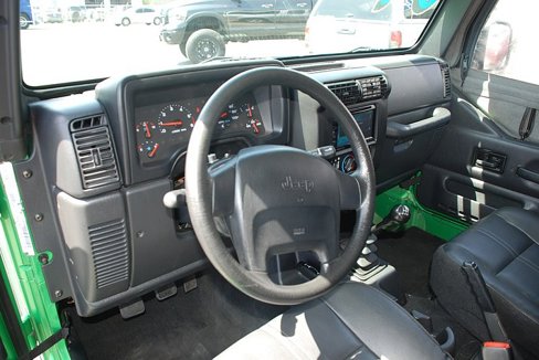 Used 2004 Jeep Wrangler SE image 11