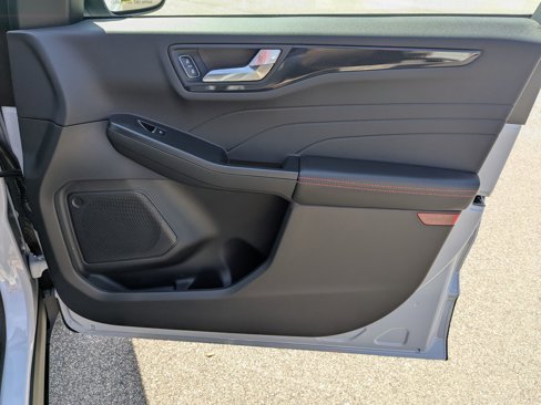 New 2025 Ford Escape ST-Line image 35