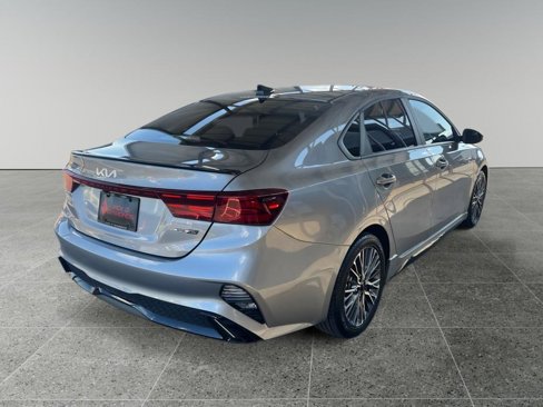 Used 2023 Kia Forte GT-Line w/ GT-Line Premium Package image 8