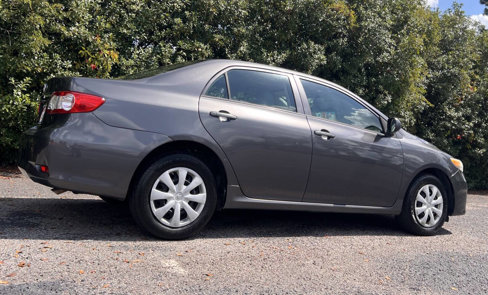 Used 2013 Toyota Corolla LE Special Edition image 7