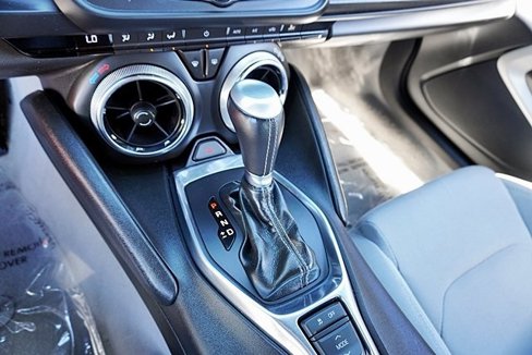 Used 2018 Chevrolet Camaro LT w/ RS Package image 27