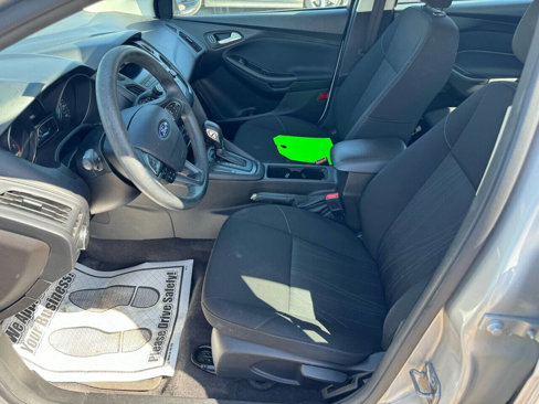 Used 2018 Ford Focus SE image 8