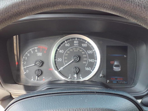Used 2022 Toyota Corolla LE image 20