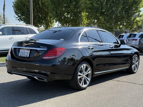 Used 2015 Mercedes-Benz C 300 4MATIC Sedan image 3