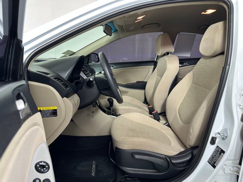 Used 2017 Hyundai Accent SE image 4