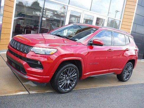 Used 2022 Jeep Compass Limited w/ (RED) Package image 1
