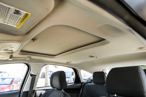 Used 2017 Ford Focus SEL image 5