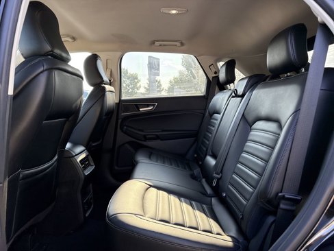 Used 2022 Ford Edge SEL w/ Convenience Package image 14