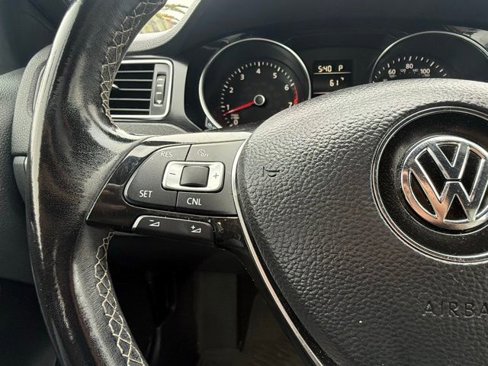 Used 2016 Volkswagen Jetta Sport image 22