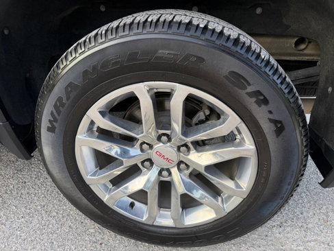 Used 2020 GMC Sierra 1500 SLT image 39