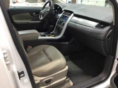 Used 2012 Ford Edge SEL image 19