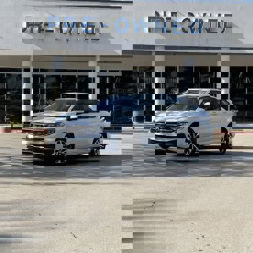 Used 2024 Volkswagen Jetta S image 1