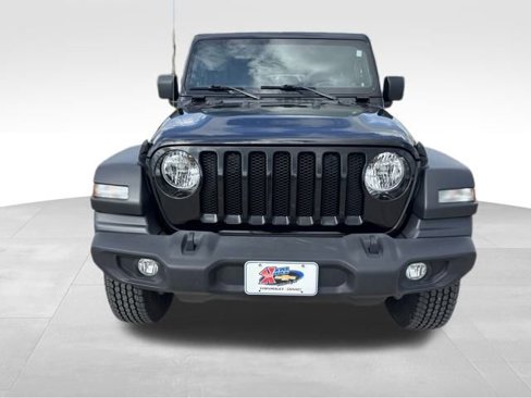 Used 2020 Jeep Wrangler Sport image 8
