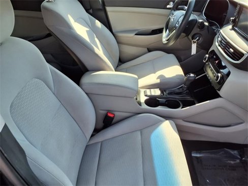 Used 2019 Hyundai Tucson SE image 25