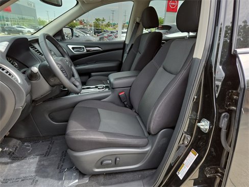 Certified 2020 Nissan Pathfinder SV image 10