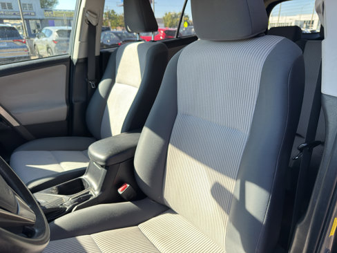 Used 2014 Toyota RAV4 LE image 12