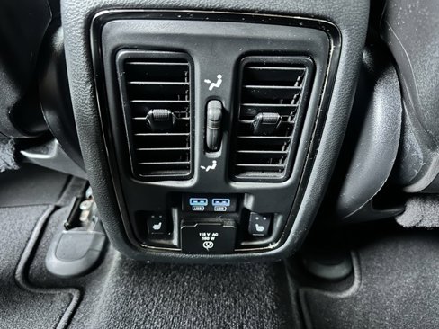 Used 2020 Jeep Grand Cherokee High Altitude image 28