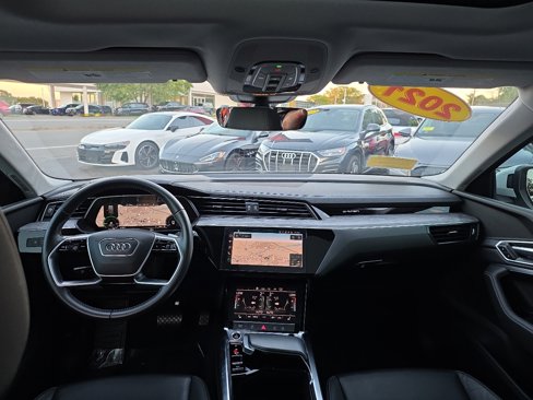 Used 2021 Audi e-tron Premium w/ Convenience Plus Package image 54