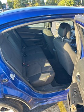 Used 2012 Dodge Avenger SE image 13