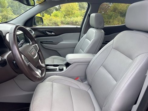 Used 2018 GMC Acadia SLT image 9