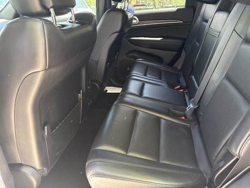 Used 2019 Jeep Grand Cherokee Limited w/ Luxury Group II image 20