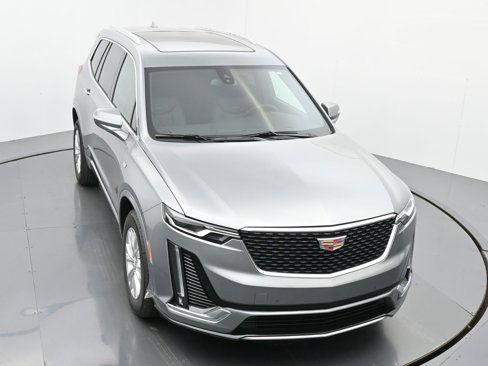 New 2025 Cadillac XT6 Luxury image 30