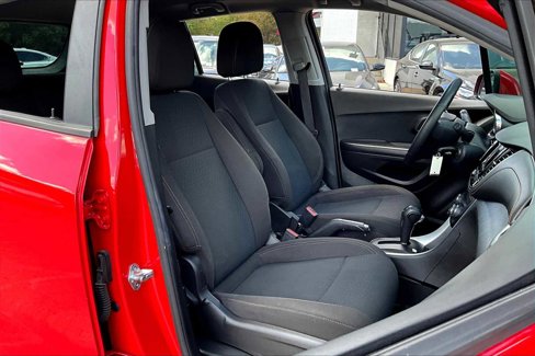 Used 2020 Chevrolet Trax LS w/ LPO, Cargo Package image 8
