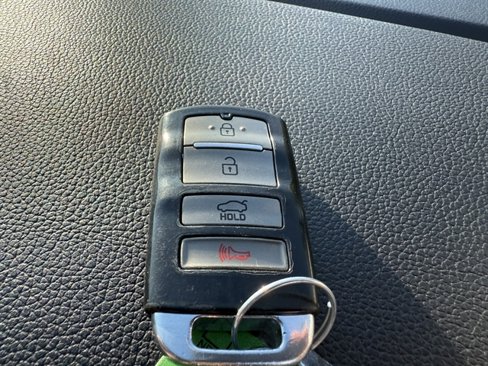 Used 2015 Kia Cadenza Premium w/ Technology Package image 51