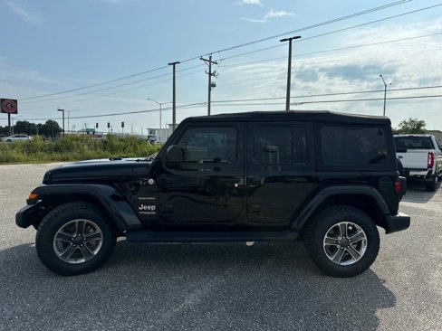 Used 2022 Jeep Wrangler Unlimited Sahara image 7