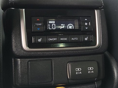 Used 2022 Subaru Ascent Limited w/ Technology Package image 15