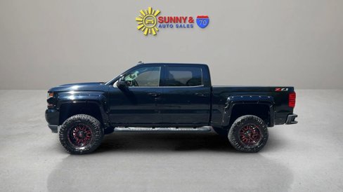 Used 2018 Chevrolet Silverado 1500 LT w/ All Star Edition image 4