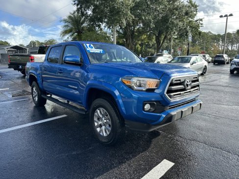 Used 2016 Toyota Tacoma TRD Sport image 9