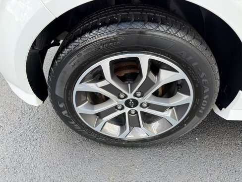 Used 2019 Chevrolet Sonic LT image 10
