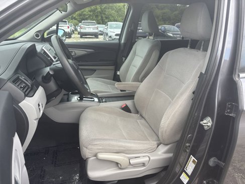 Used 2016 Honda Pilot LX image 4